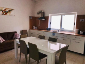 LET ME HOST Elyseum Apartament
